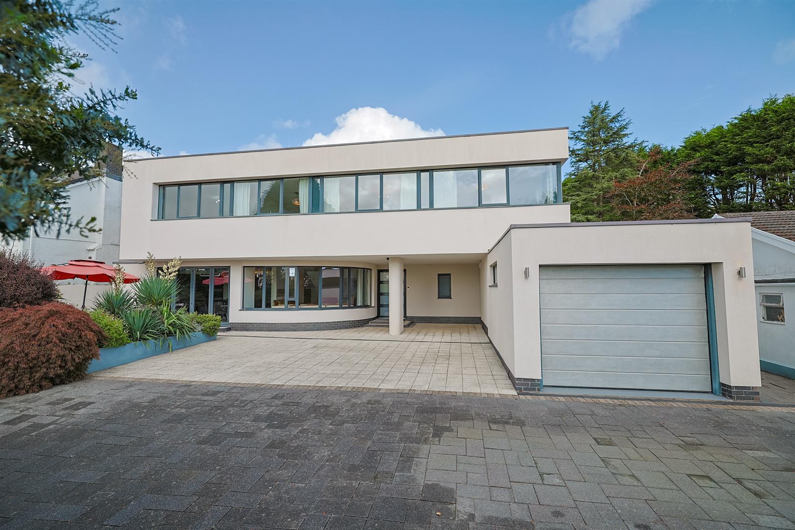 20 Brynau Drive, Mayals, Swansea, SA3 5EE